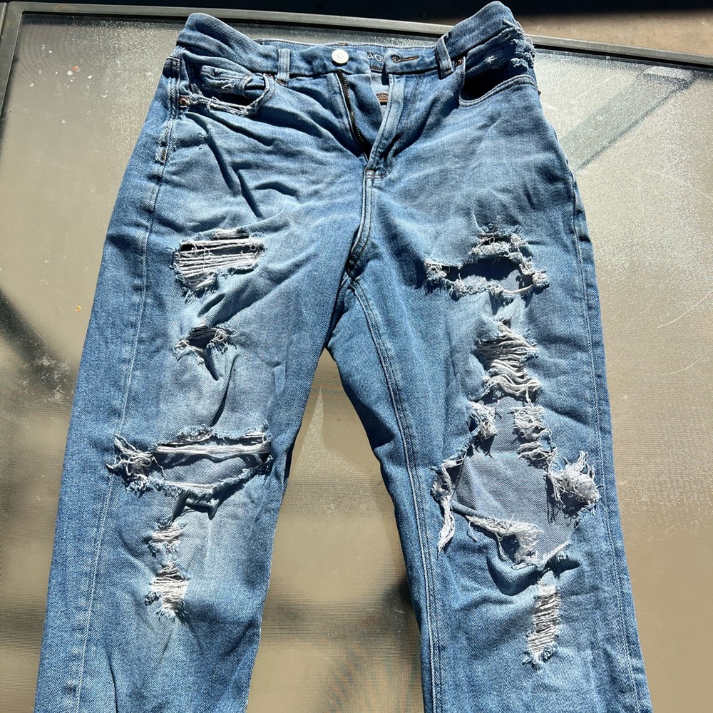 American Eagle Curvy Mom Jeans
